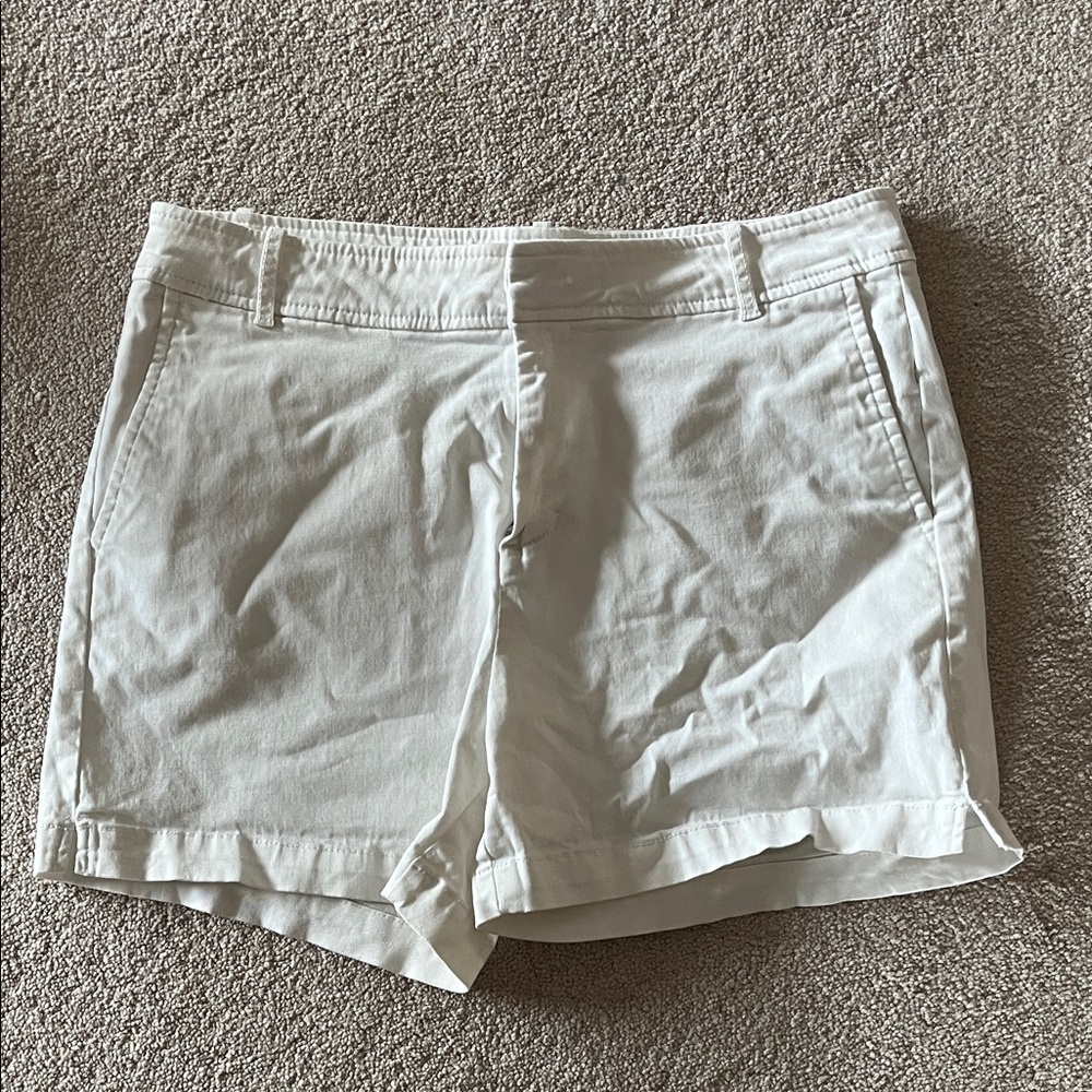 New York & Company White Women's Shorts